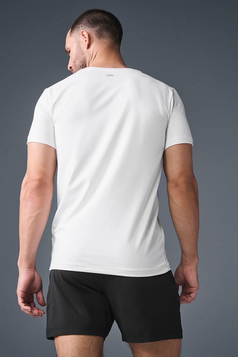 Alo Yoga, Remera Deportiva De Hombre Original - Image 2