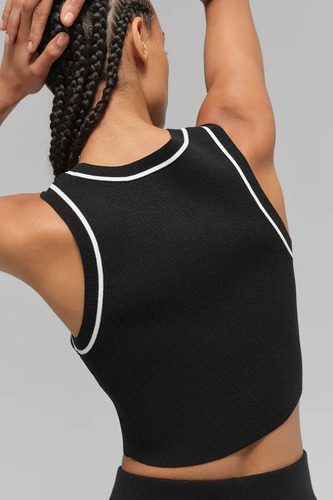 Alo Yoga Ribbed Sweater Knit Highline Cropped Tank - Imagen 4