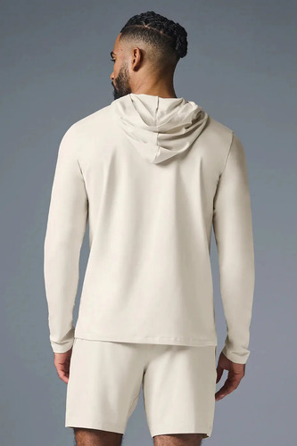 Alo Yoga Remera De Manga Larga Con Capucha Para Hombre Conqu - Image 2