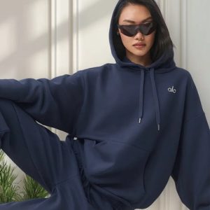 Alo Yoga Accolade Hoodie unisex