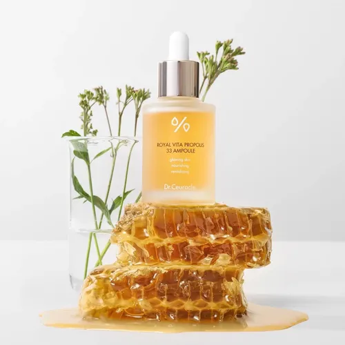 Dr.ceuracle Royal Vita Propolis 33 Ampoule Serum Iluminado - Image 3