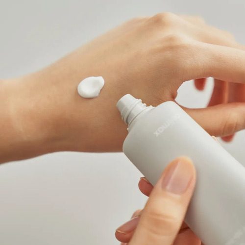 Celimax Dual Barrier Watery Sun Cream Spf50+ Pa++ - Imagen 2