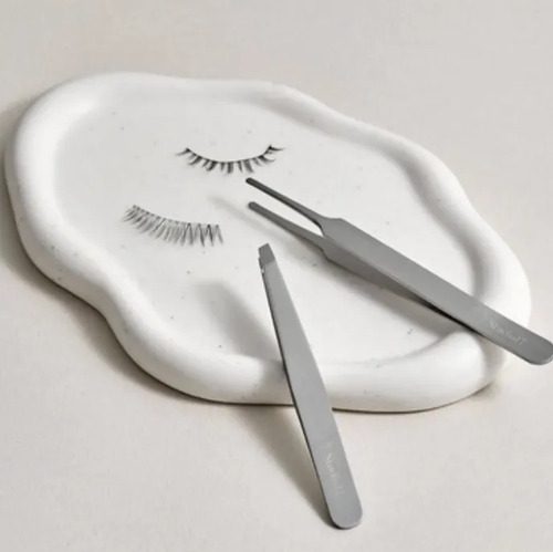 Studio17 Makeup Tweezer Duo Set De Dos Pinzas Depilar - Imagen 3